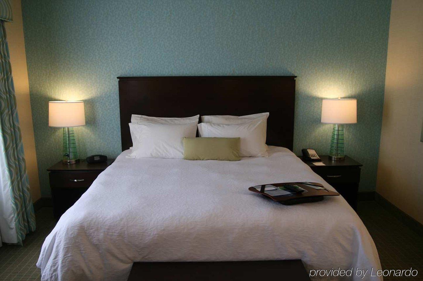 Hampton Inn & Suites ןילקס-בארה חדר תמונה